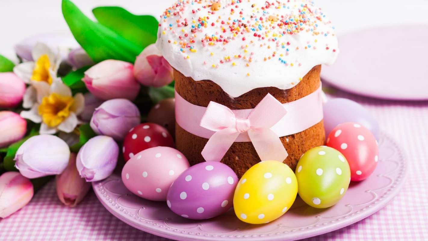 Открытка кулич цветы и яйца на пасху  пасха  Happy Easter 